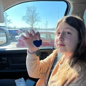 Meet your Posher, Christy